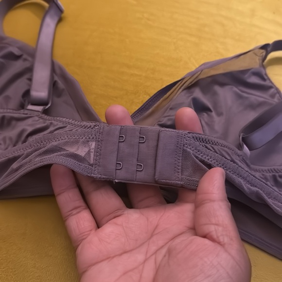 Brand new Victoria’s Secret Bralette with tag - Picture 4 of 7